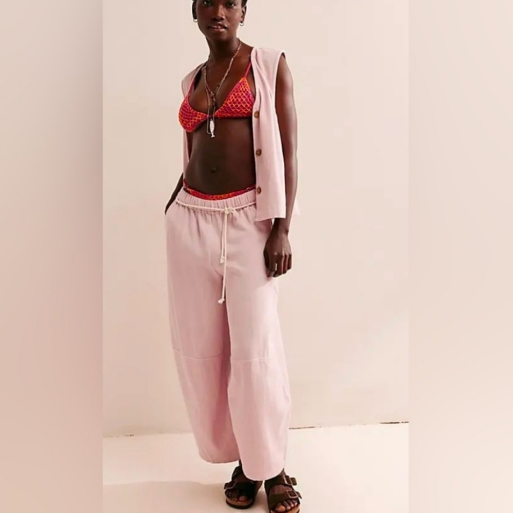 NWOT Free People Kayden barrel pants in festival bloom pink L
